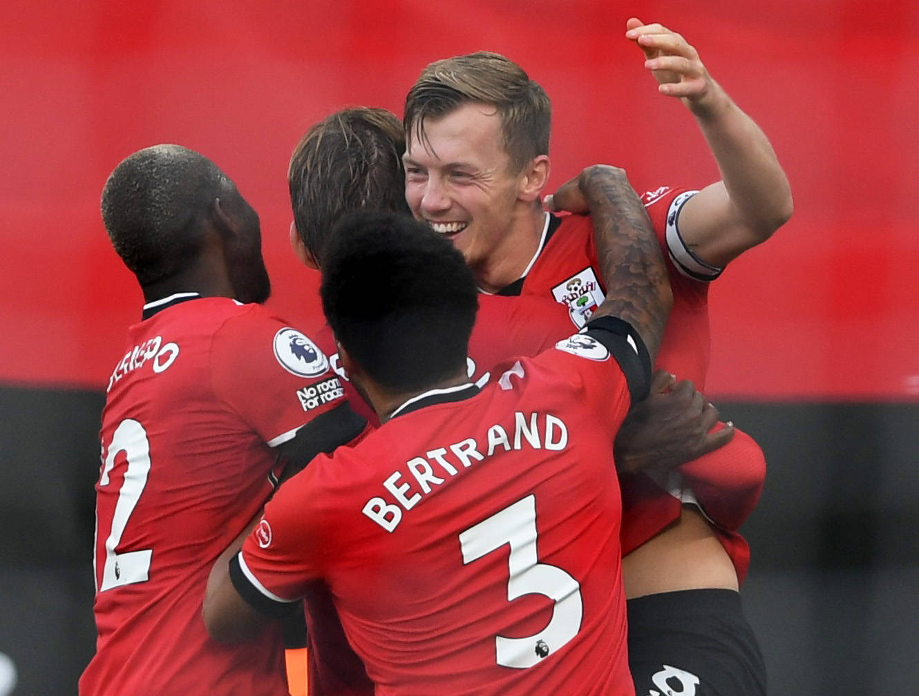 员有亲属或 员有亲属或